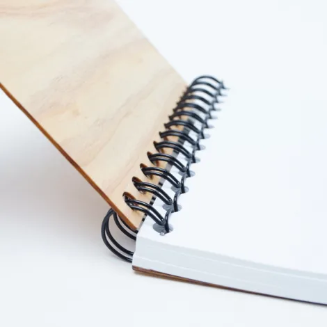 B7リングノート | ノベルティや記念品でSDGsに間伐材、木製グッズのWood+