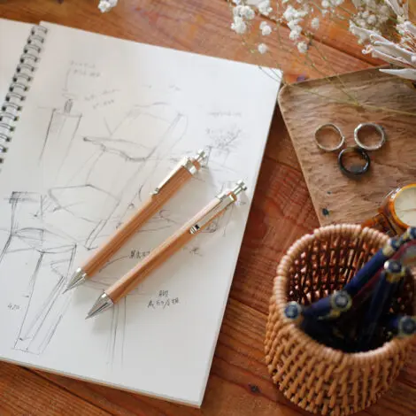 太軸ボールペン | ノベルティや記念品でSDGsに間伐材、木製グッズのWood+