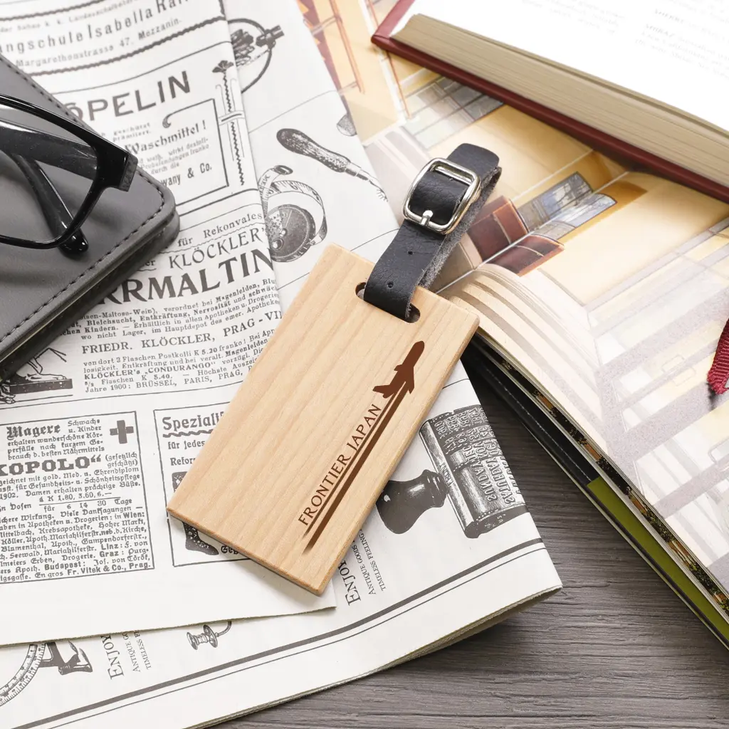 ネームタグ | ノベルティや記念品でSDGsに間伐材、木製グッズのWood+