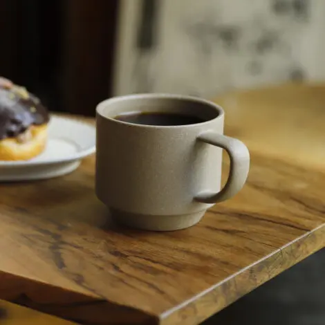 Kitto+ 木粉のマグカップ（木のプラスチック） | ノベルティや記念品で