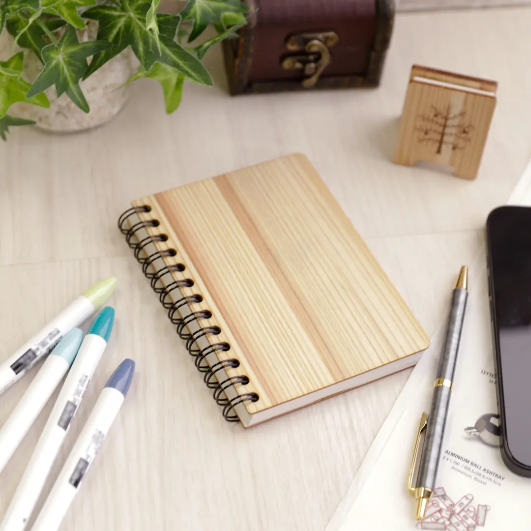 B7リングノート | ノベルティや記念品でSDGsに間伐材、木製グッズのWood+